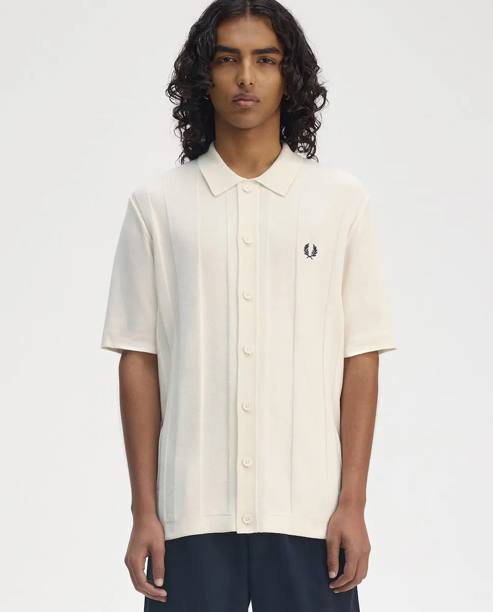 

Мужской свитер с короткими рукавами и воротником-поло Fred Perry, цвет Crudo