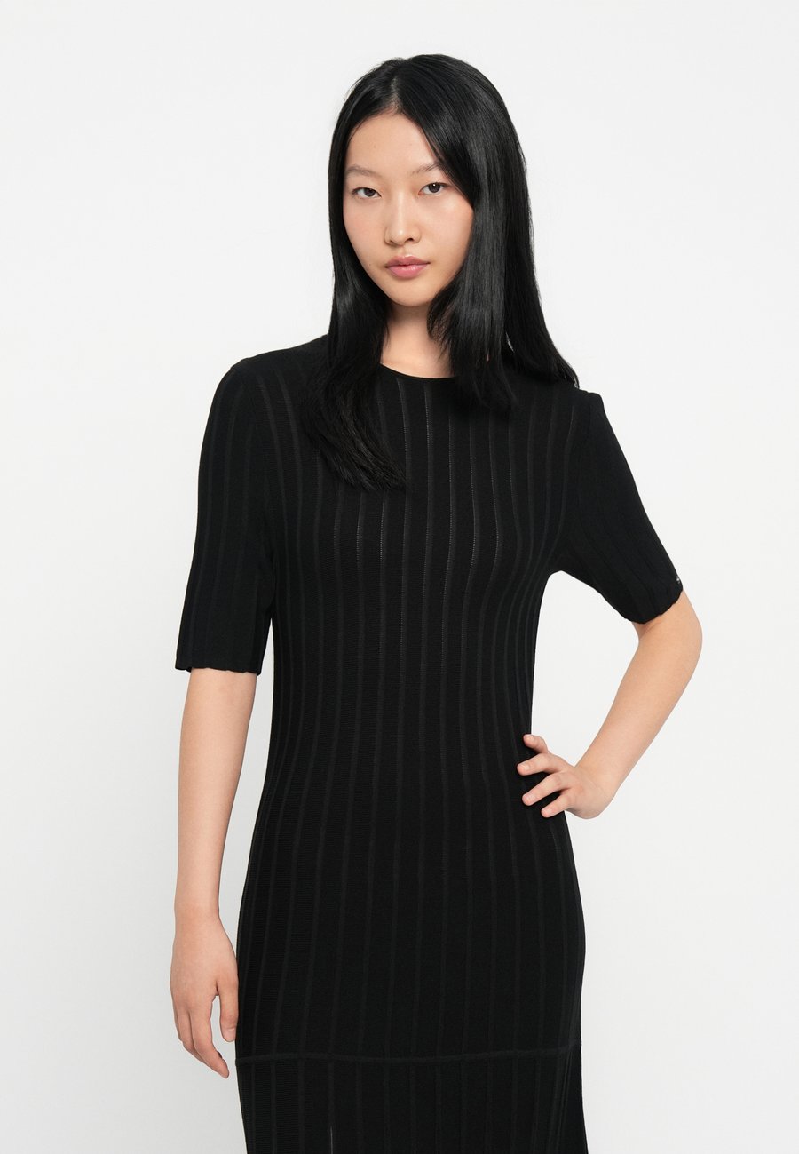 Платье Tommy Hilfiger FESTIVE PLEATED DRESS, Black — фото 4