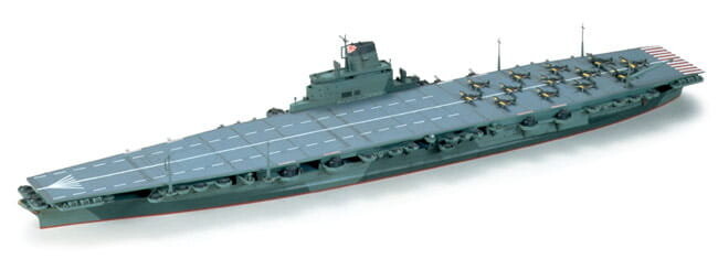 

Синано (Японский авианосец) 1:700 Tamiya 31215