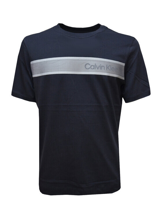 

Футболка стандартного кроя Calvin Klein, черный