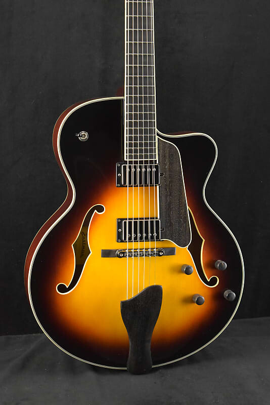 

Электрогитара Eastman AR605CED-CS Archtop Classic Sunburst