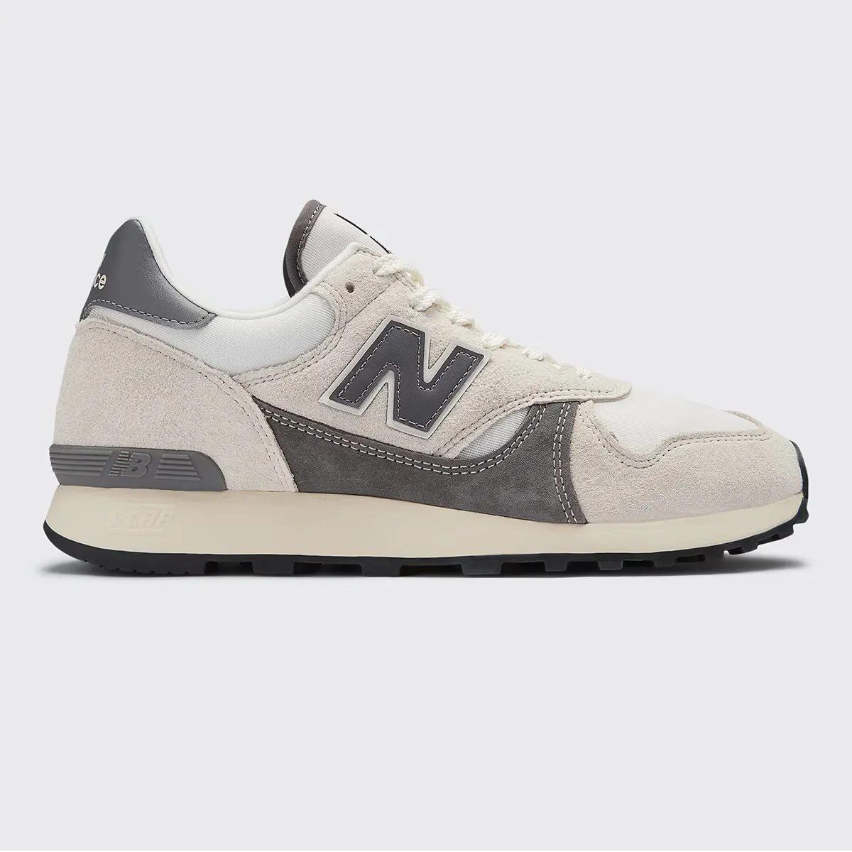 

Мужские повседневные кроссовки New Balance M475, бежевый/серый