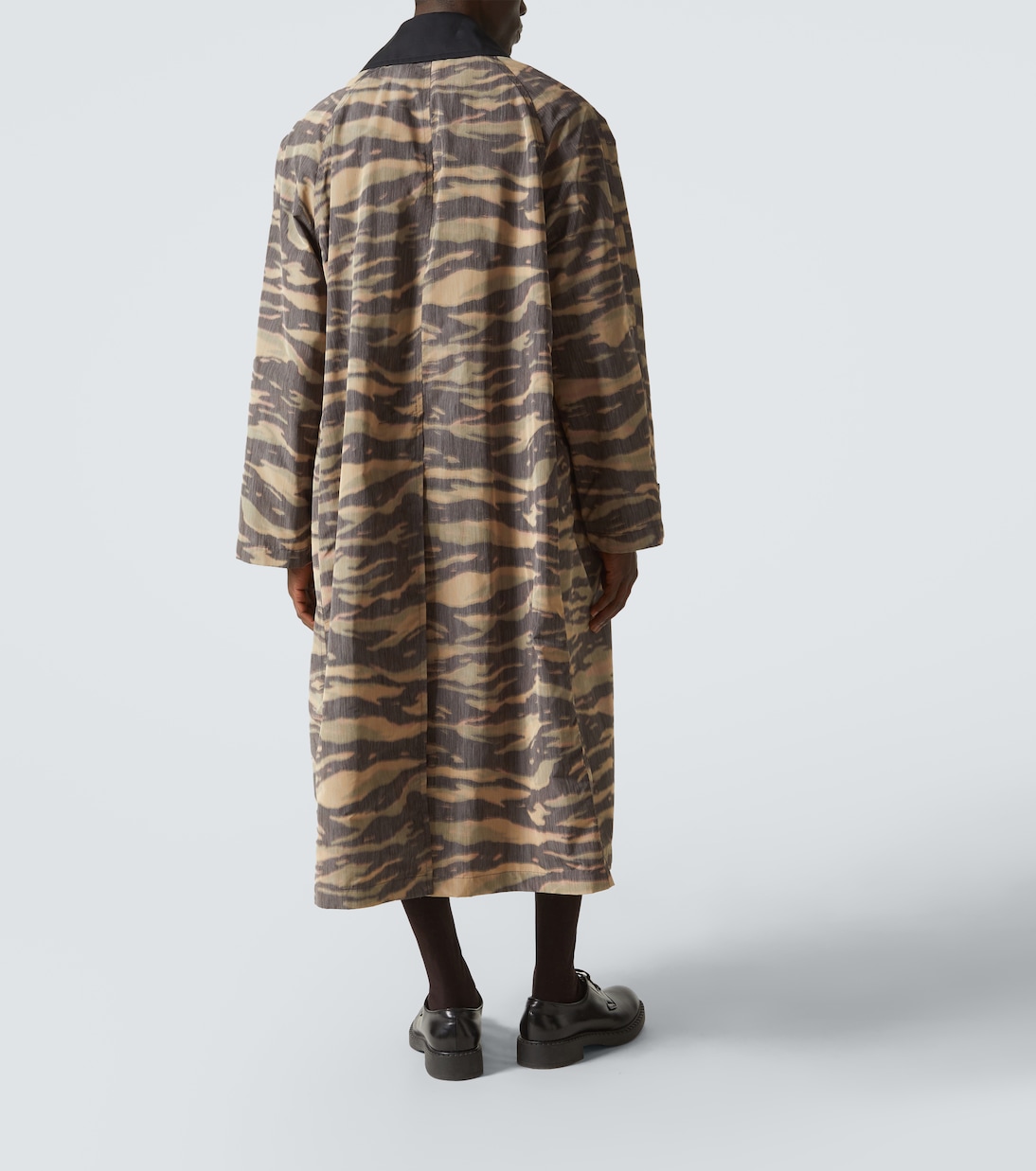 Крепдешиновое автомобильное пальто с камуфляжным принтом Jil Sander, Camouflage — фото 4
