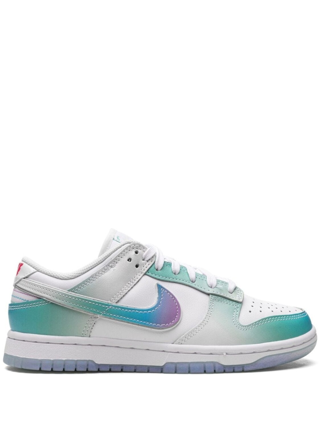 

Кроссовки Nike Dunk Low, белый/мультиколор