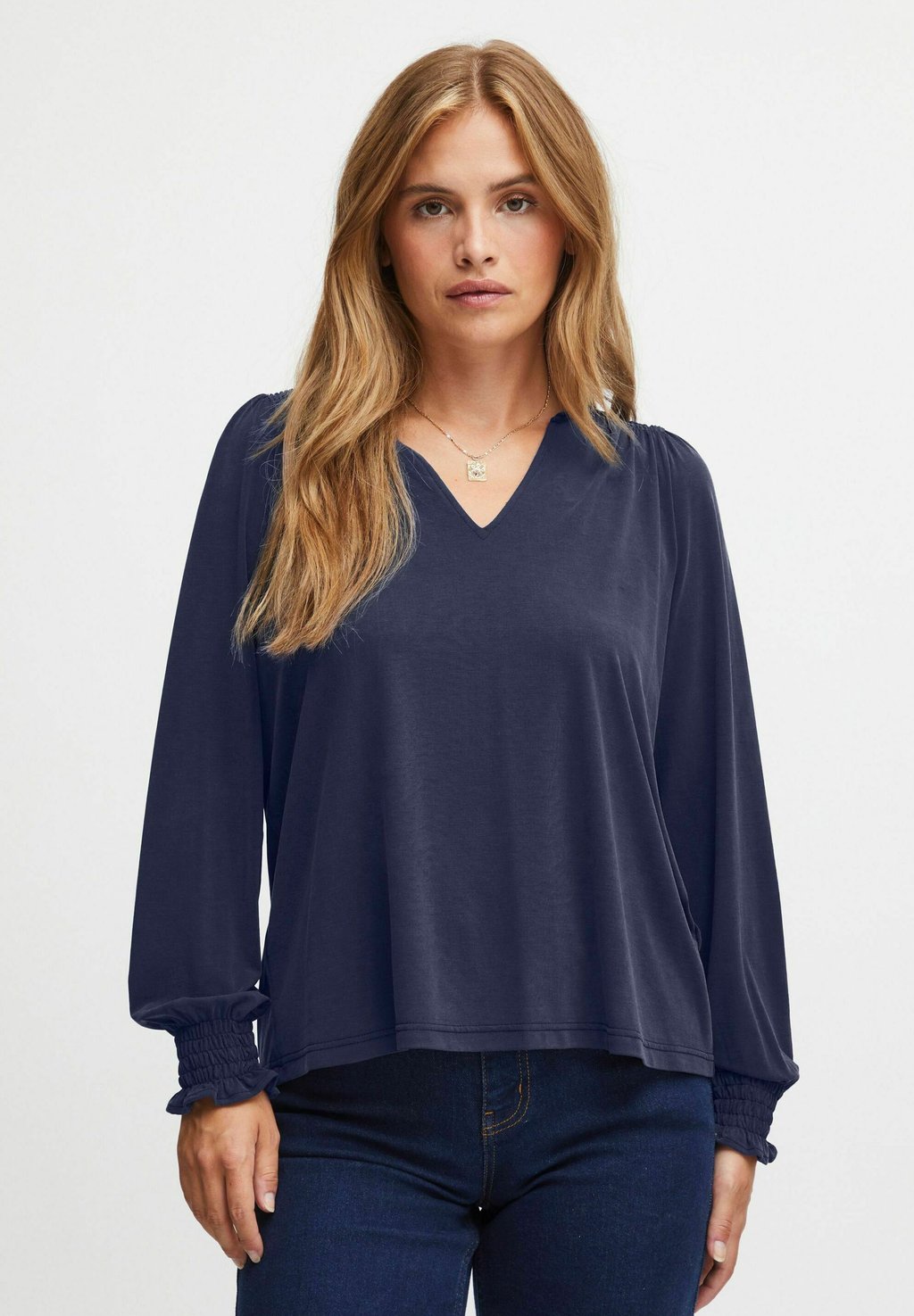 

Блуза PZLIPPA VNeck PULZ, синий