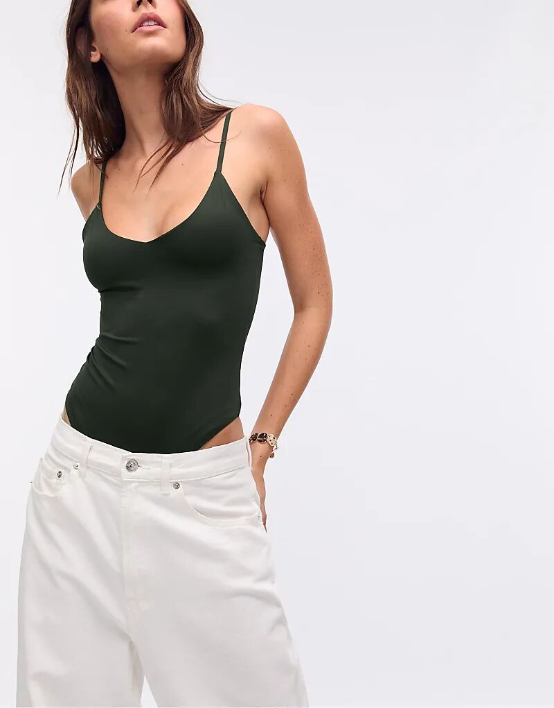 

Боди Stradivarius Basics с бретелями зеленого цвета