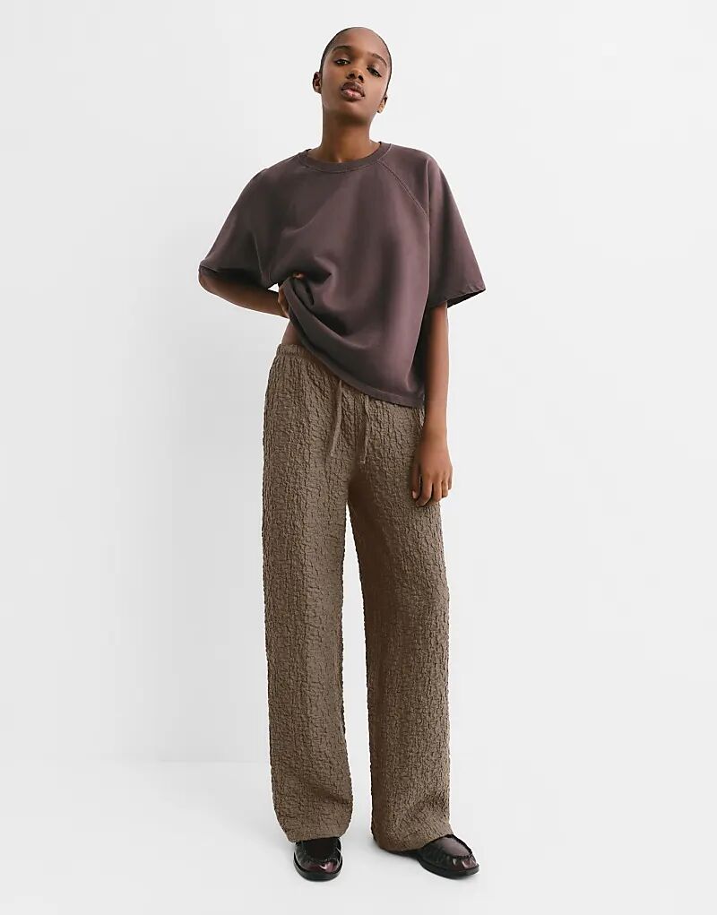 

Широкие спортивные брюки Pull&Bear с эффектом мятины цвета охры