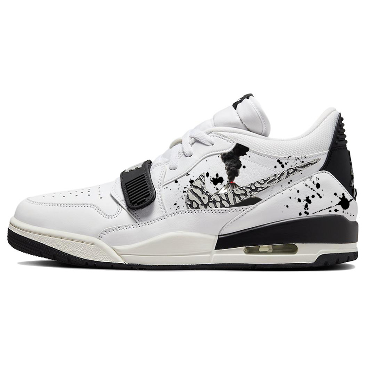 

Баскетбольные кроссовки Air 1 Vintage Men Mid-Top Black/White Jordan