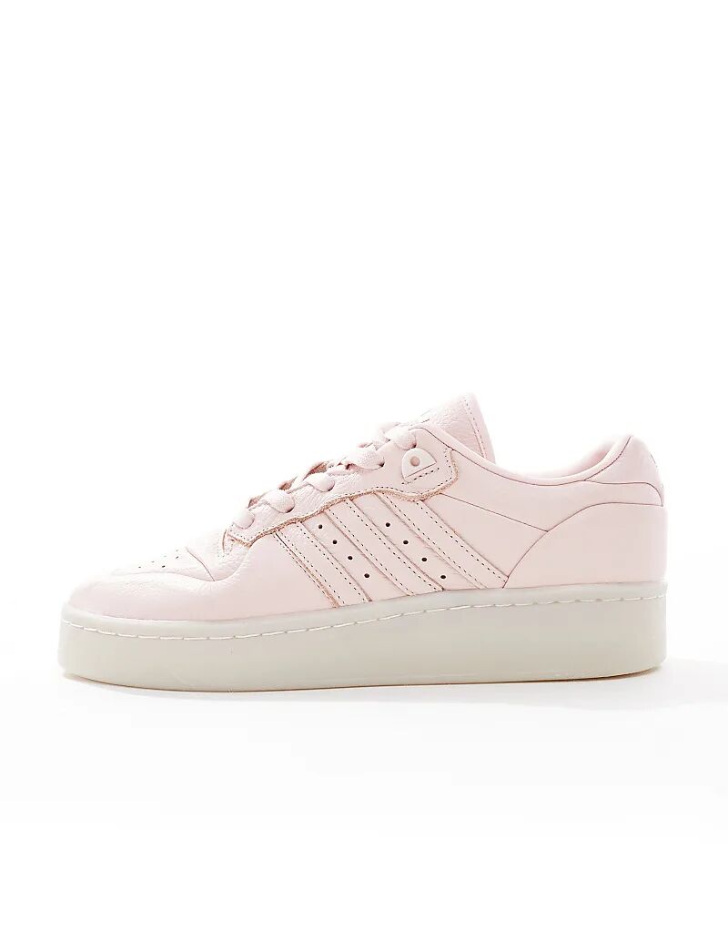 Кроссовки Rivalry Lux Low песочно-розового цвета adidas Originals — фото 2