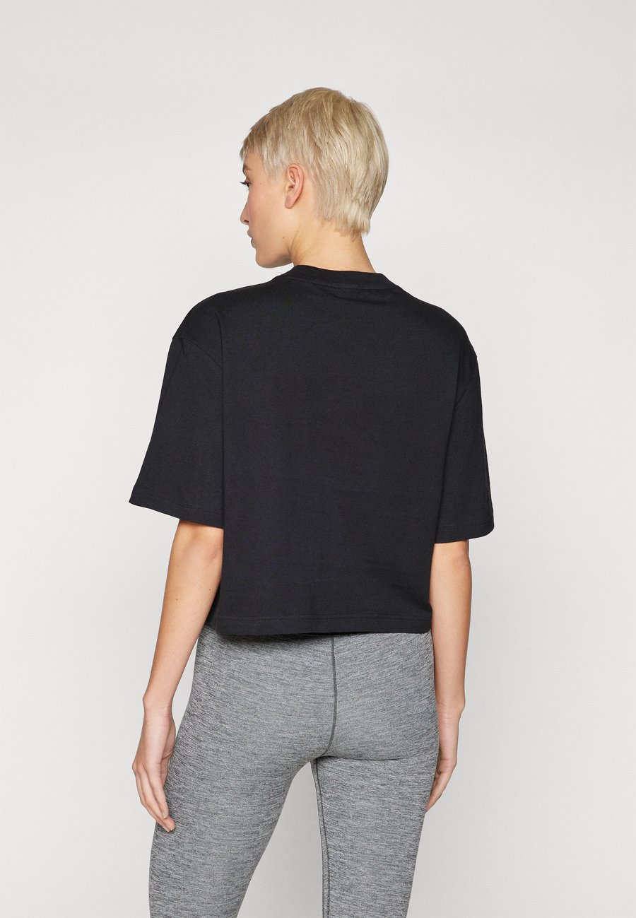 Футболка Adidas Sportswear ESSENTIALS BIG LOGO BOYFRIEND , Black/White/Black — фото 3