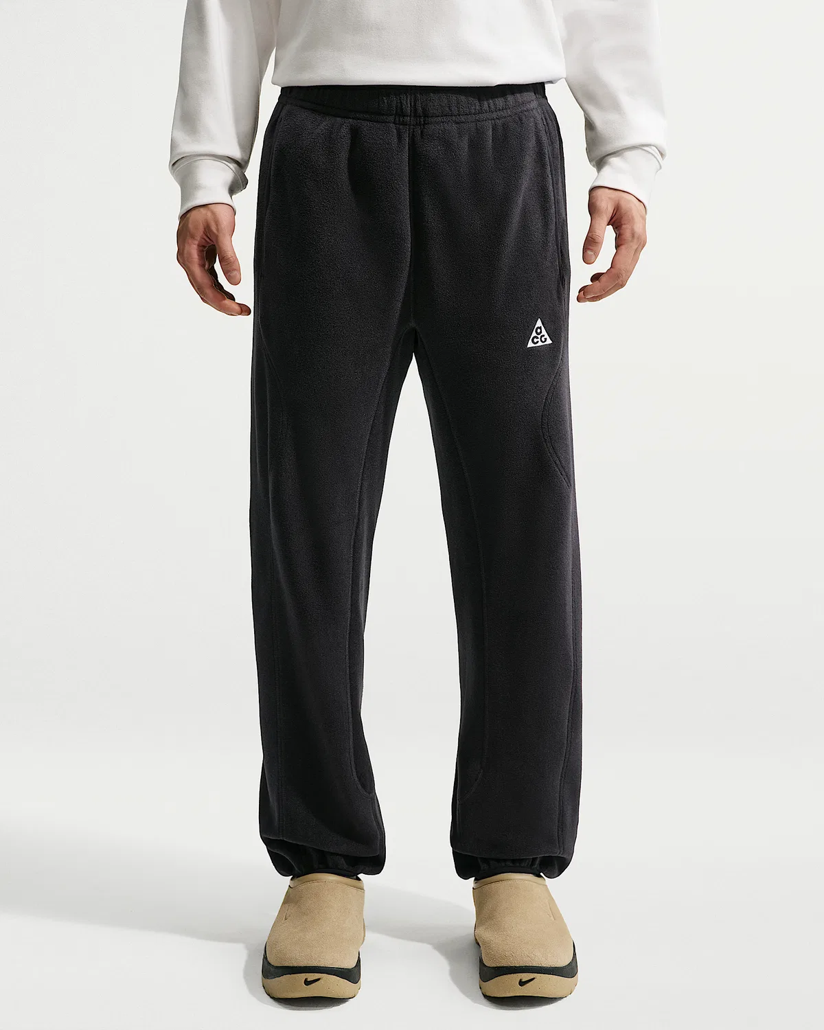Мужские штаны Nike ACG "Wolf Tree", Black/Anthracite/Summit White — фото 2