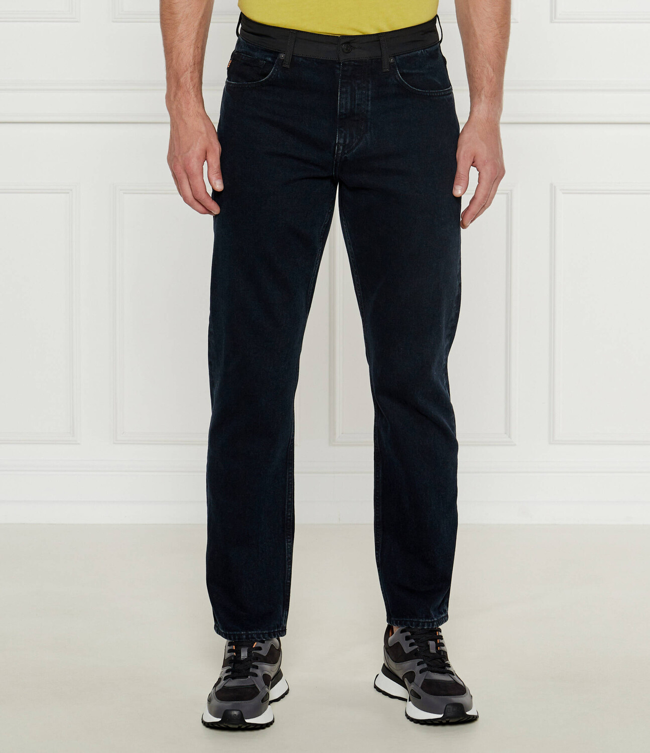 

Джинсы BOSS ORANGE TROY Tapered fit, темно-синий