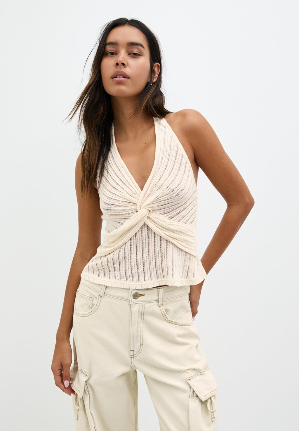 

Топ KNOT HALTER PULL&BEAR, бежевый