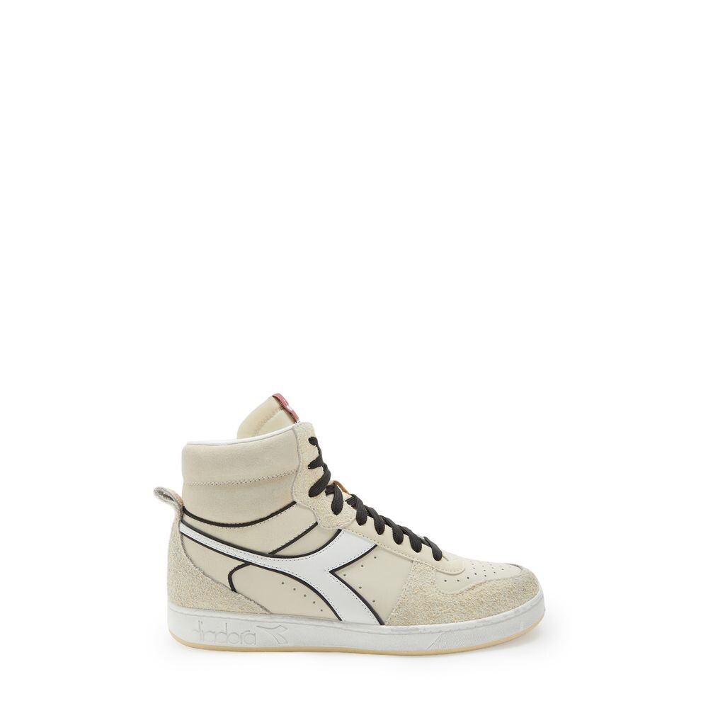 

Кремовые кожаные кроссовки Diadora