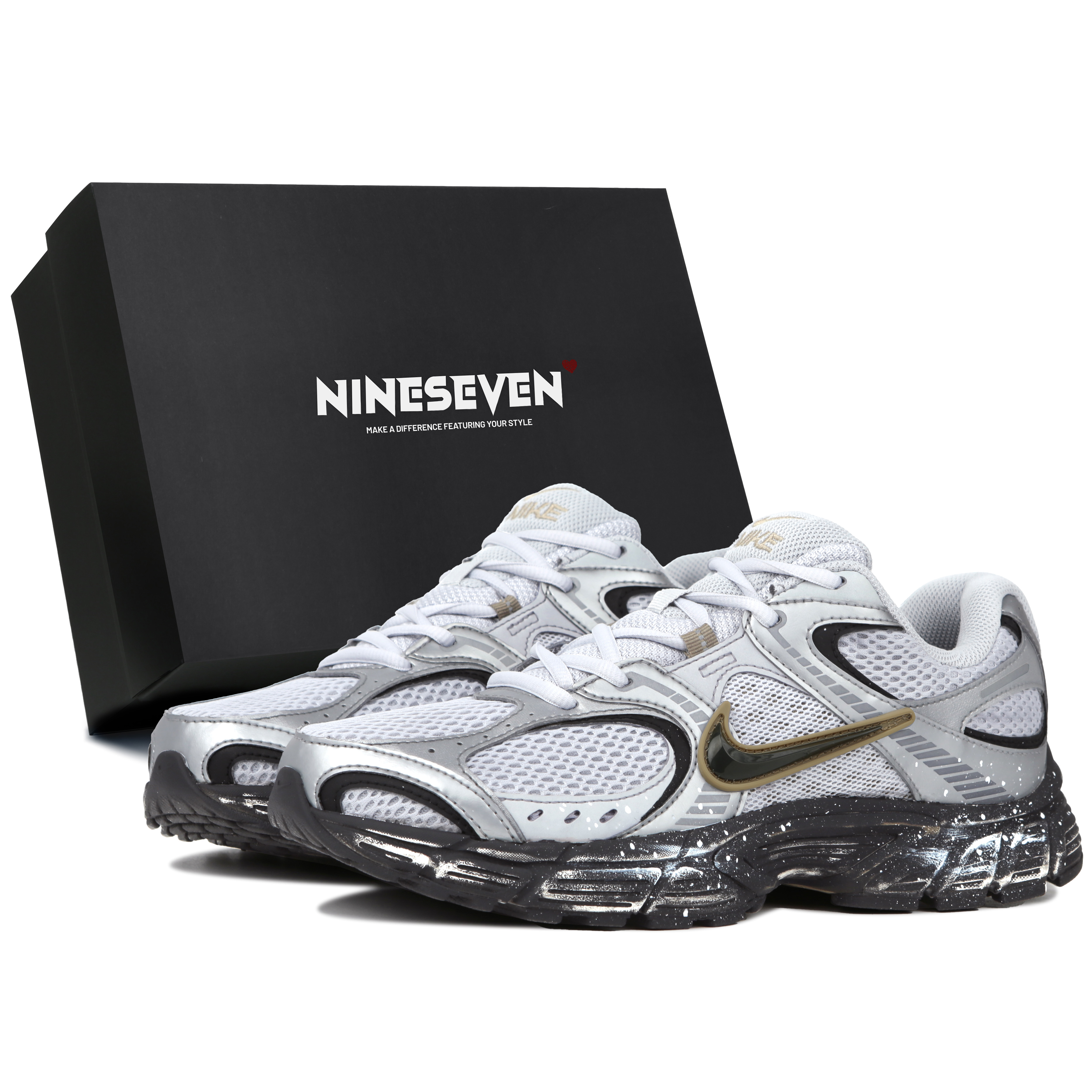 

Кроссовки мужские V5 RNR Low Top, серебристо-серые Nike, Silver Gray