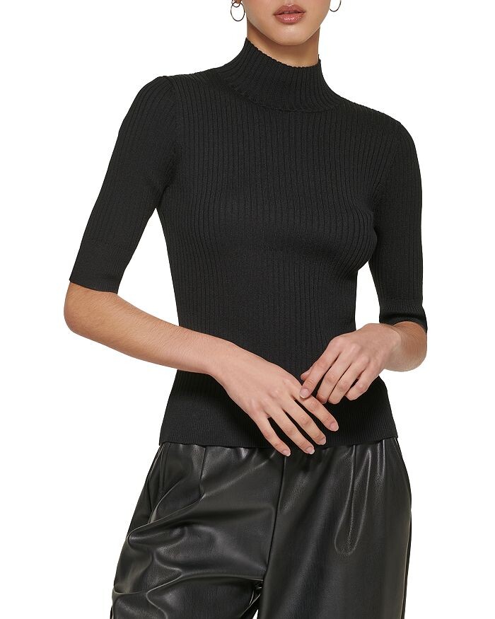 

Свитер в рубчик DKNY с воротником-стойкой, черный