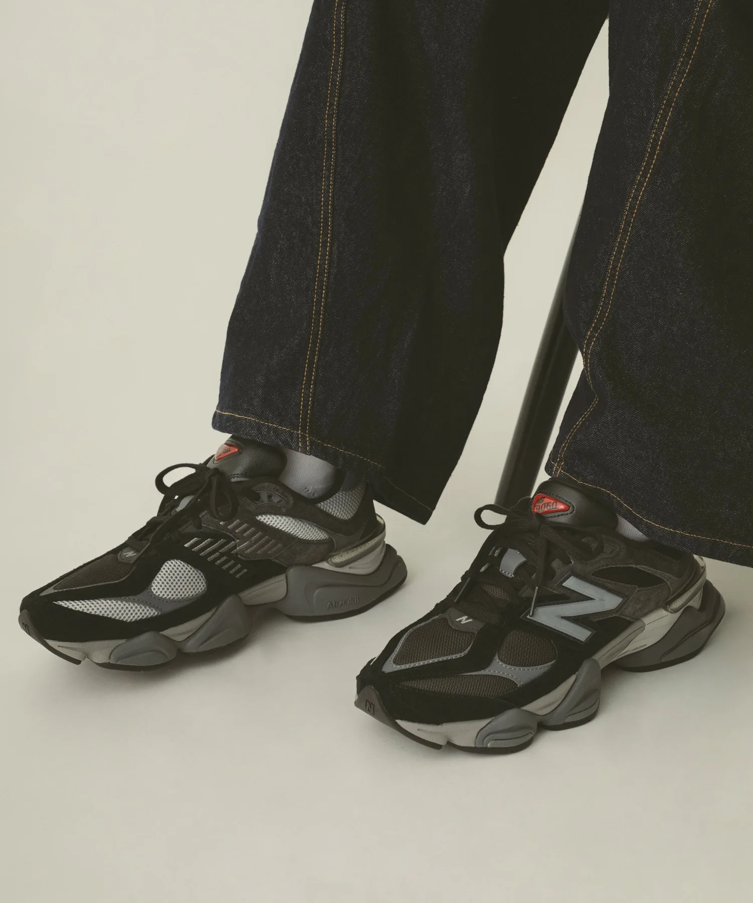 Кроссовки New Balance 9060 черные — фото 3
