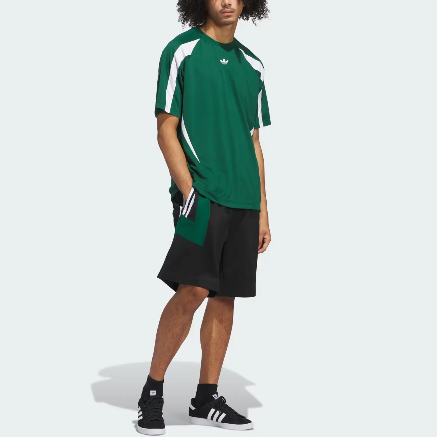Шорты для скейтбординга и футбола унисекс Adidas Originals, черный/темно-зеленый/белый — фото 4