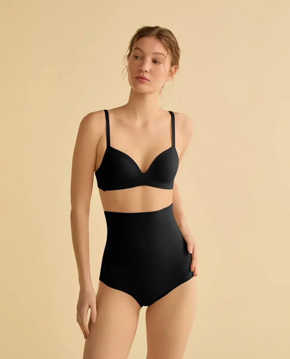 

Высокие корректирующие трусы Énfasis, черный