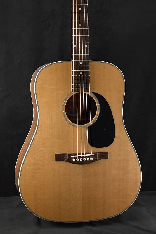 

Акустическая гитара Eastman PCH2-D Dreadnought Natural Finish