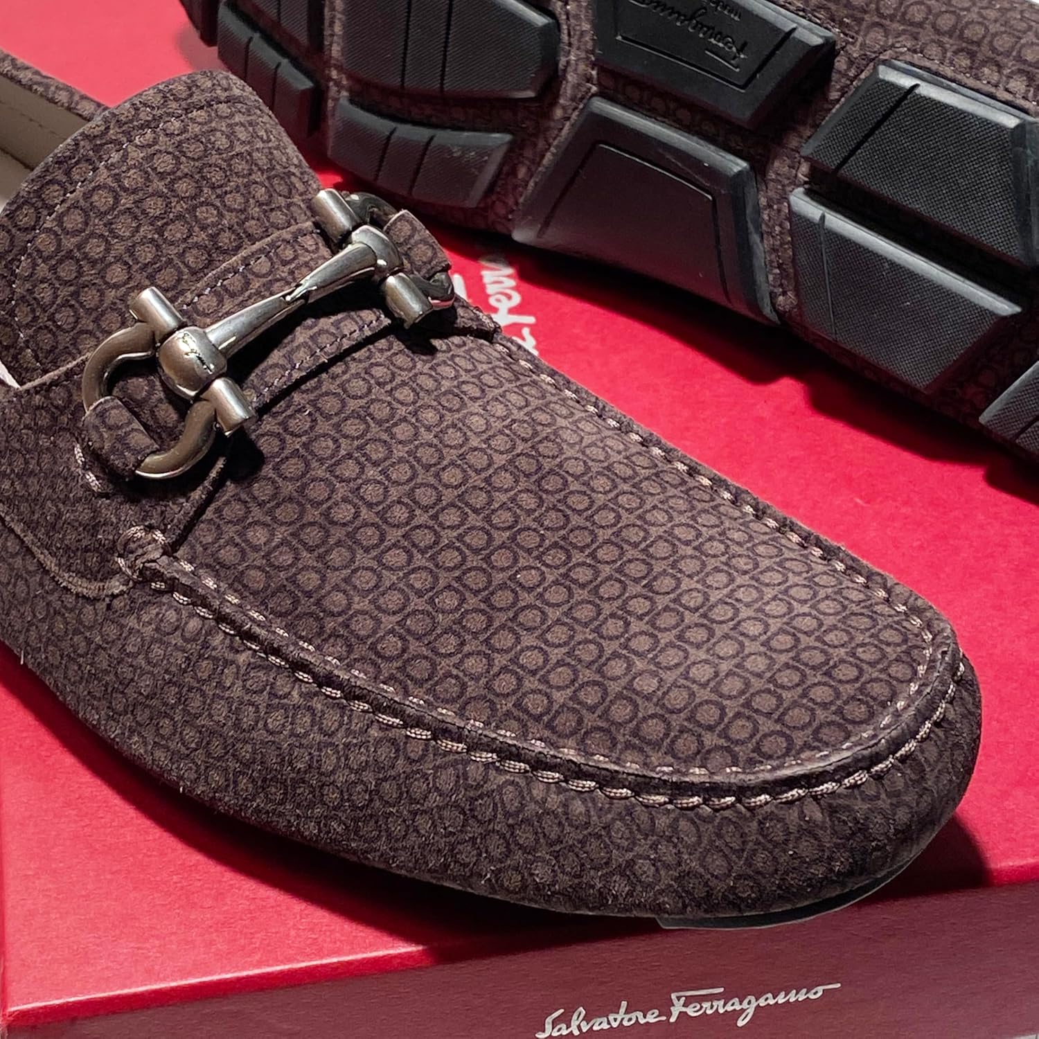 Мужские замшевые мокасины-драйверы Ferragamo Gancini Bit Gray, модель Parigi 17 (Salvatore), initial — фото 2