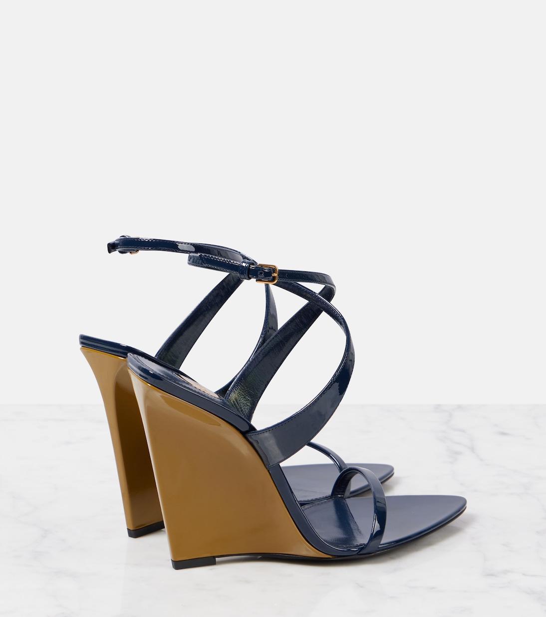 Сандалии-платформы Salomé 110 из лаковой кожи Saint Laurent, Utra Navy — фото 2
