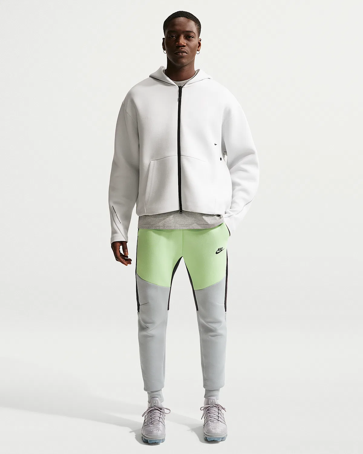 Мужские флисовые джоггеры Nike Tech, Light Liquid Lime/Anthracite/Light Smoke Grey/Black