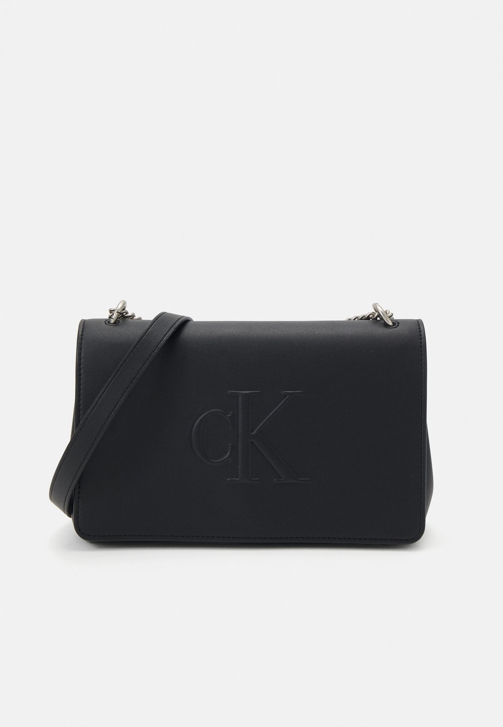 

Сумка через плечо SCULPTED FLAP25 DEBOSS Calvin Klein, черный