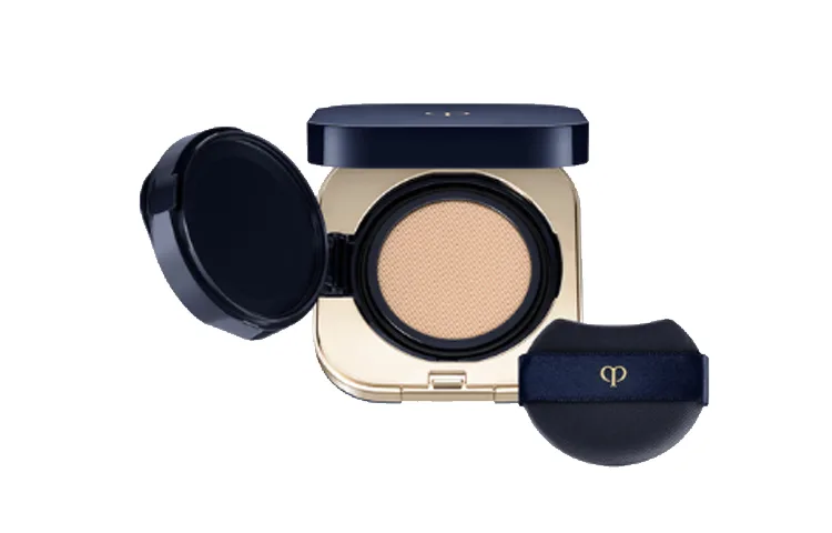 Clé De Peau Beauté Легкий прозрачный тонкий ремонтирующий воздушный кушон для коррекции тона кожи, мягкая туманная версия, 14 г, O10