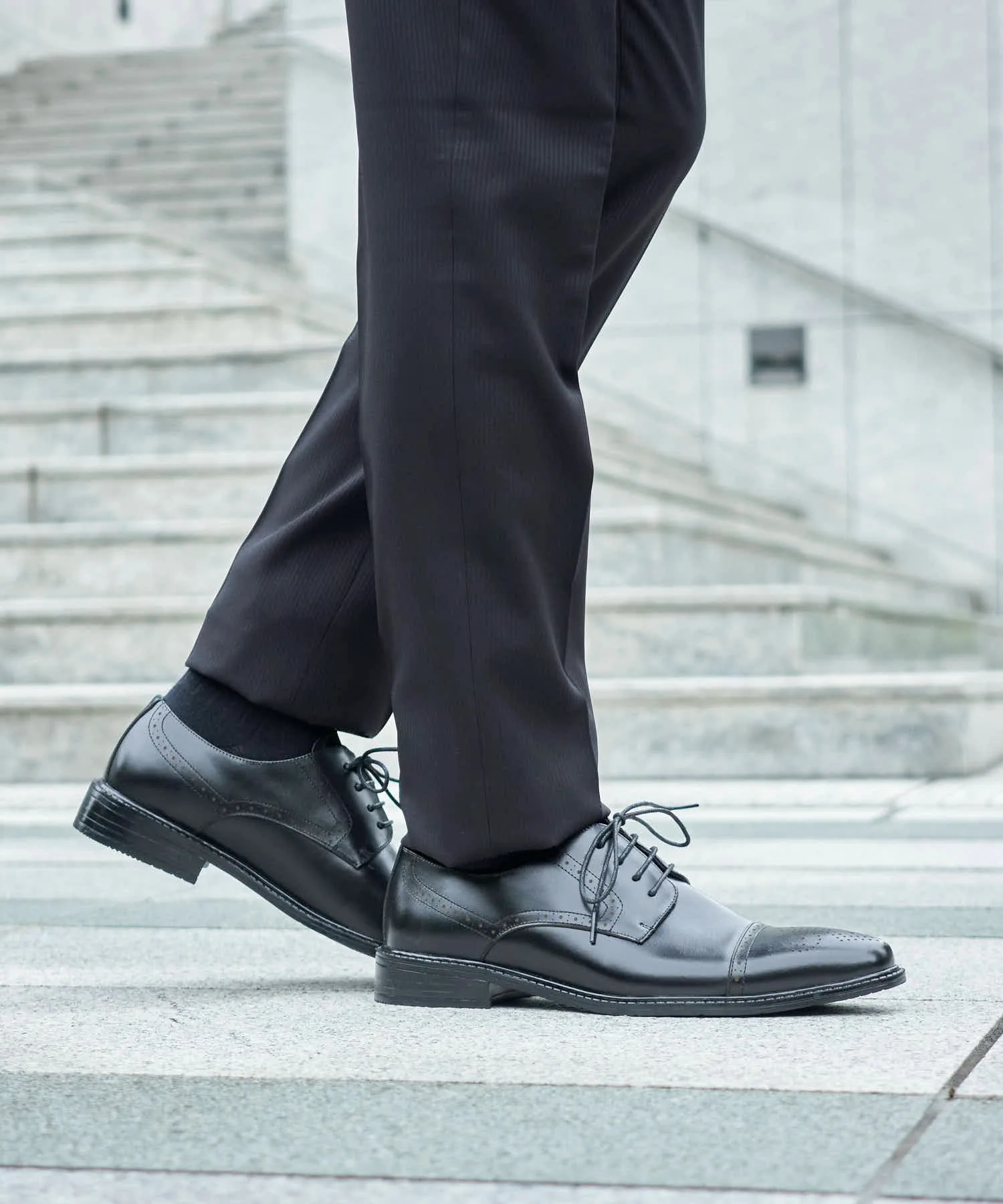 Мужские кожаные туфли Wingtip TETE HOMME чёрные — фото 3