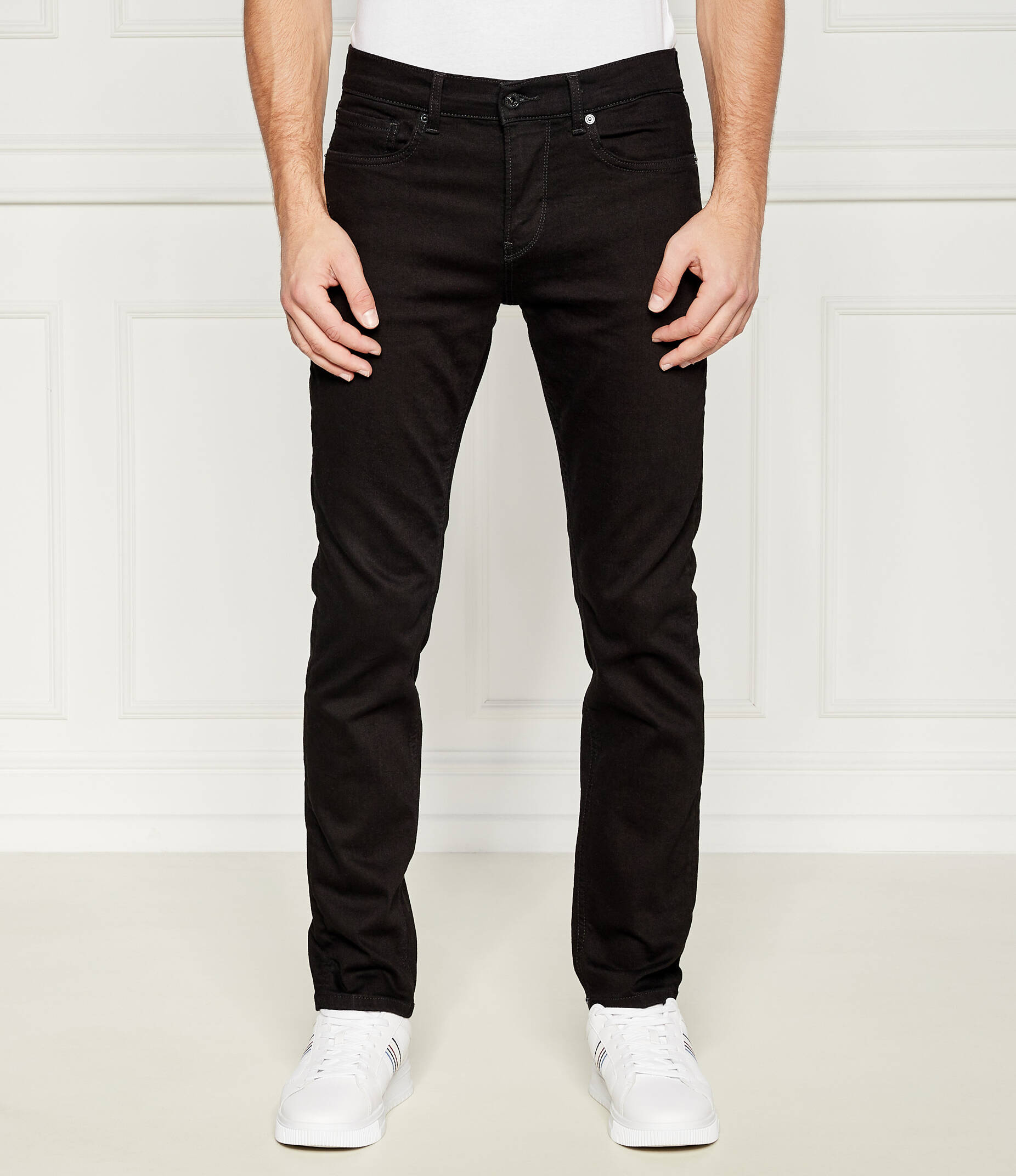 

Джинсы Pepe Jeans London Slim Fit, черный