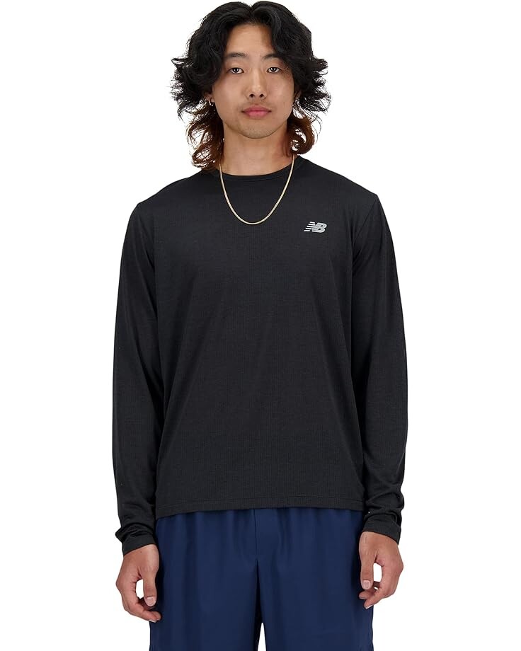 

Лонгслив New Balance Athletics Long Sleeve, черный