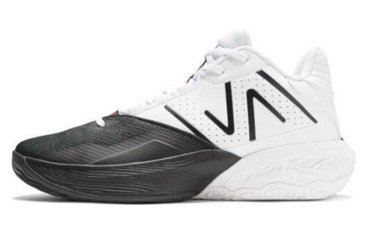 

New Balance Два WXY V4 Dualism в бело-черном цвете, цвет White Black