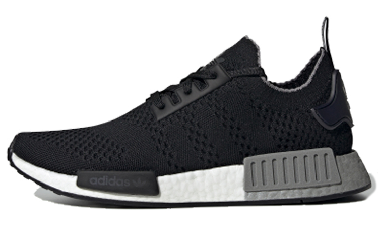 

Adidas originals NMD R1 Черный Серый Три