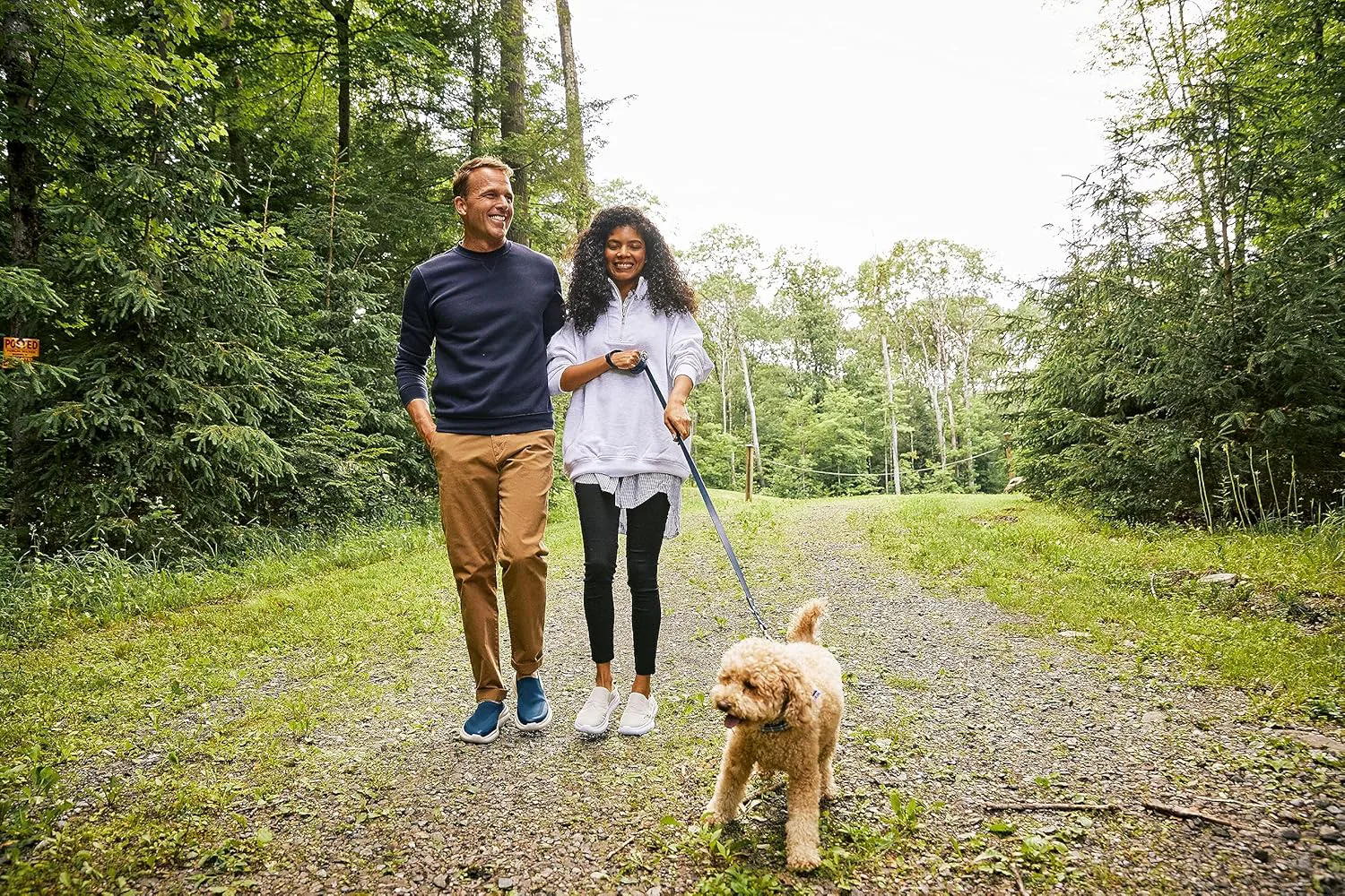 

Мужские слипоны Dearfoams с складывающимся задником, легкие, с эффектом возврата энергии, модель Knox