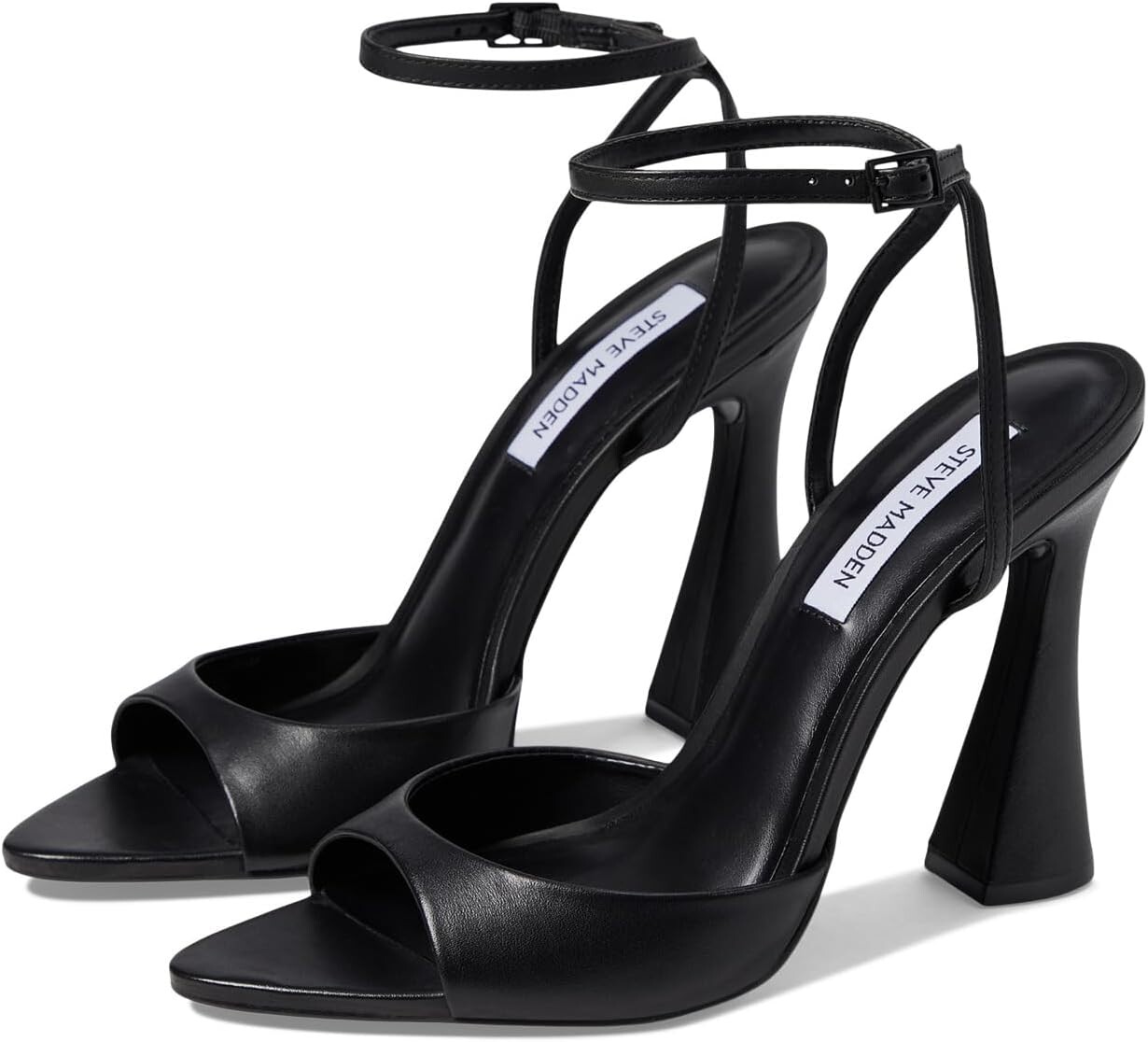 

Сандалии на плоской подошве Beki Steve Madden, черная кожа