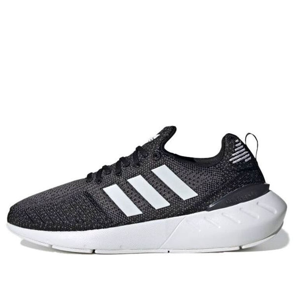 

Кроссовки Swift Run 22 Adidas, черный