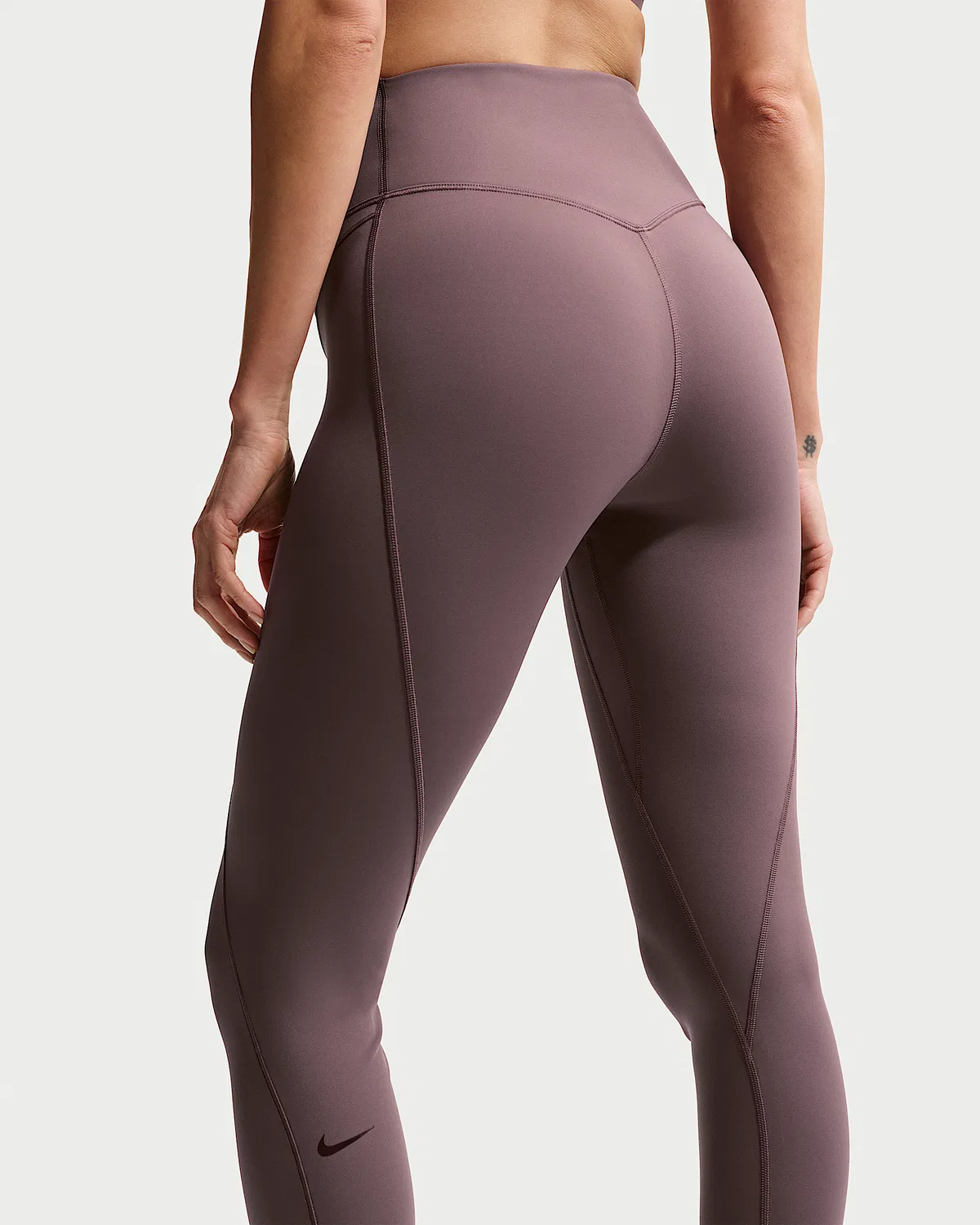 Женские леггинсы Nike Universa с высокой талией 7/8, без переднего шва, Tattoo/Tattoo/Tattoo/Burgundy Crush — фото 3