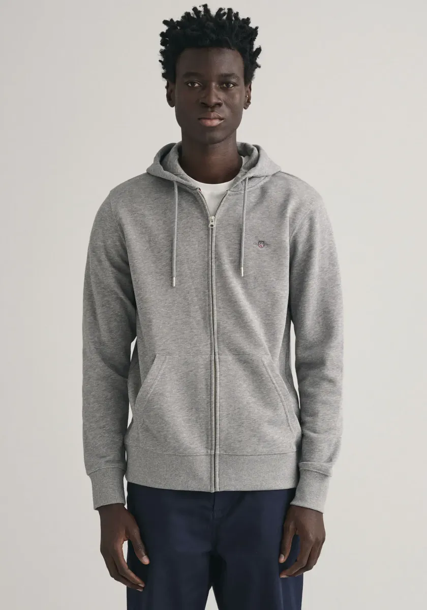 

Толстовка Gant с капюшоном "REG SHIELD FULL ZIP HOODIE", с вышитым логотипом на груди, серый