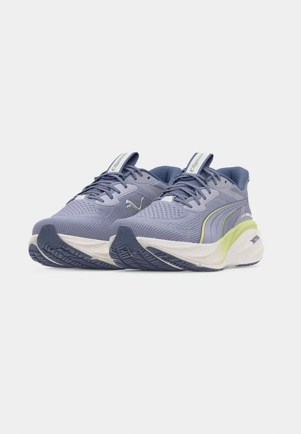 Кроссовки для бега по шоссе magnify nitro 3 Puma, Vibrant Silver-Coloured/Apple Spritz — фото 3