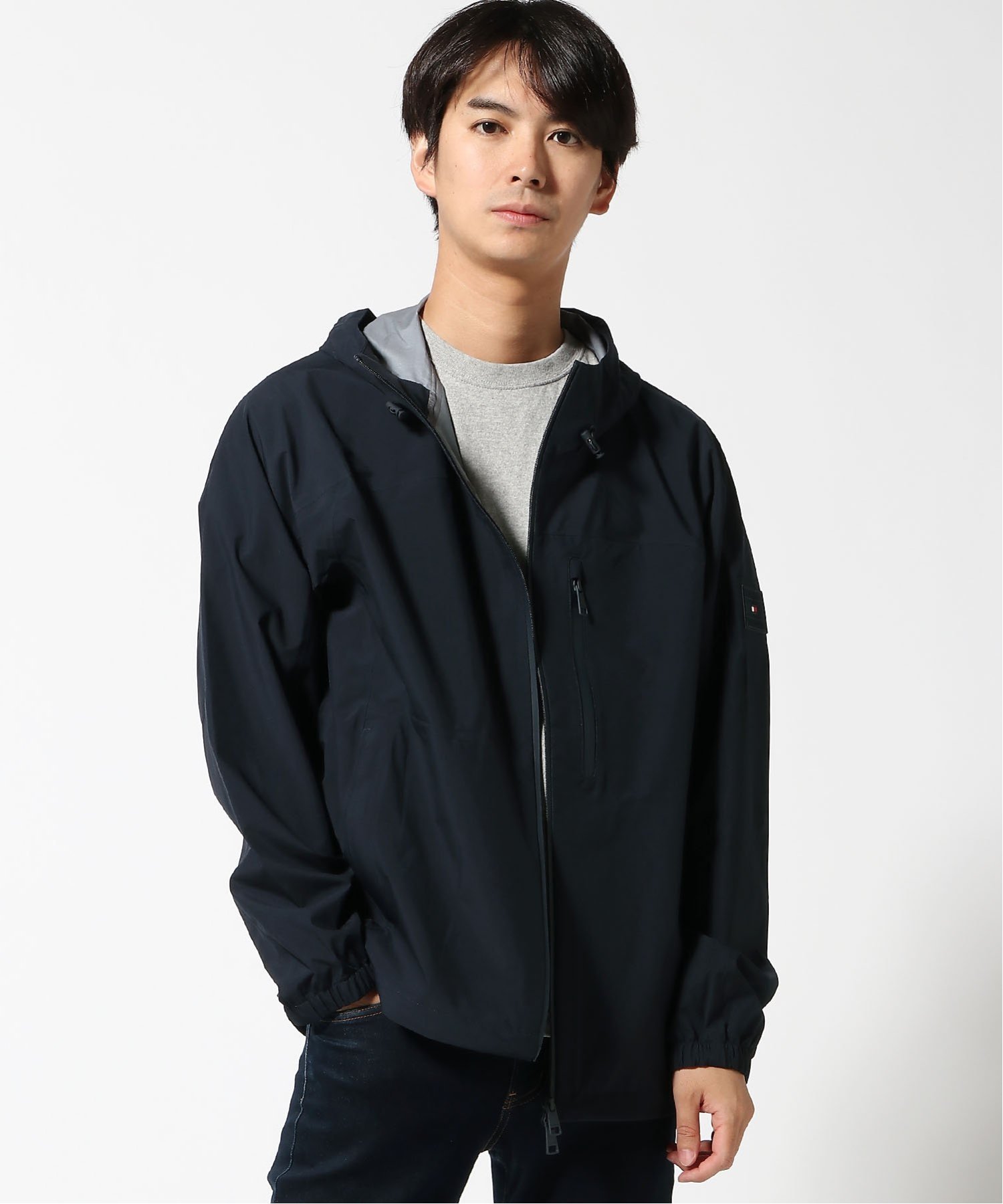ТЕХНОЛОГИЧЕСКАЯ КУРТКА С КАПЮШОНОМ Desert Sky TOMMY HILFIGER, Navy DW5 — фото 3