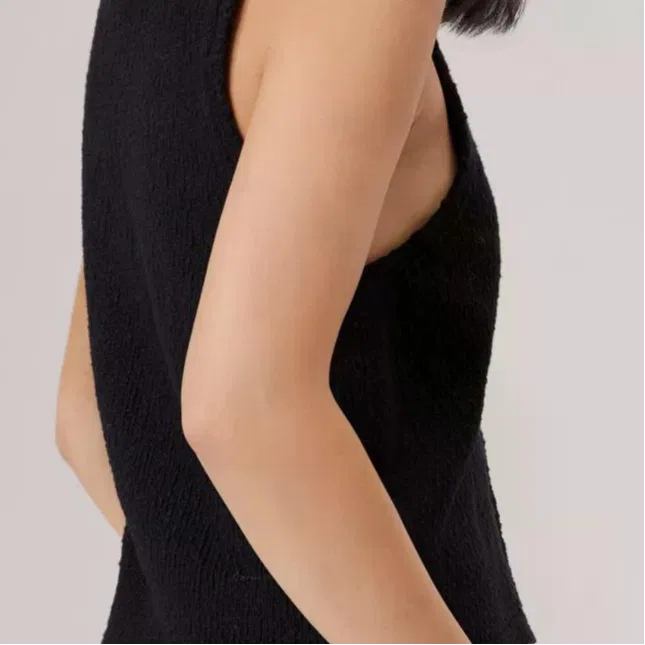 Топ женский Black V-Neck Moderate Other Levis — фото 4