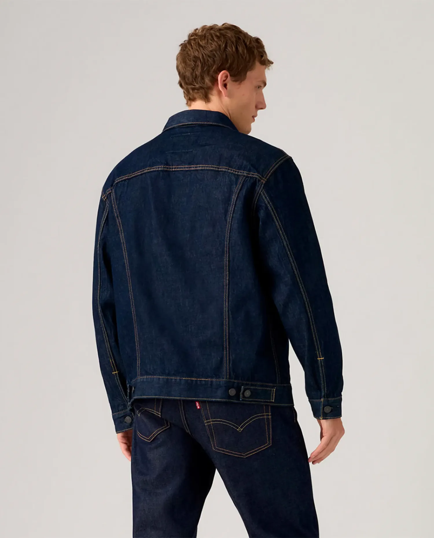 Мужская джинсовая куртка Levi's, индиго синий — фото 2