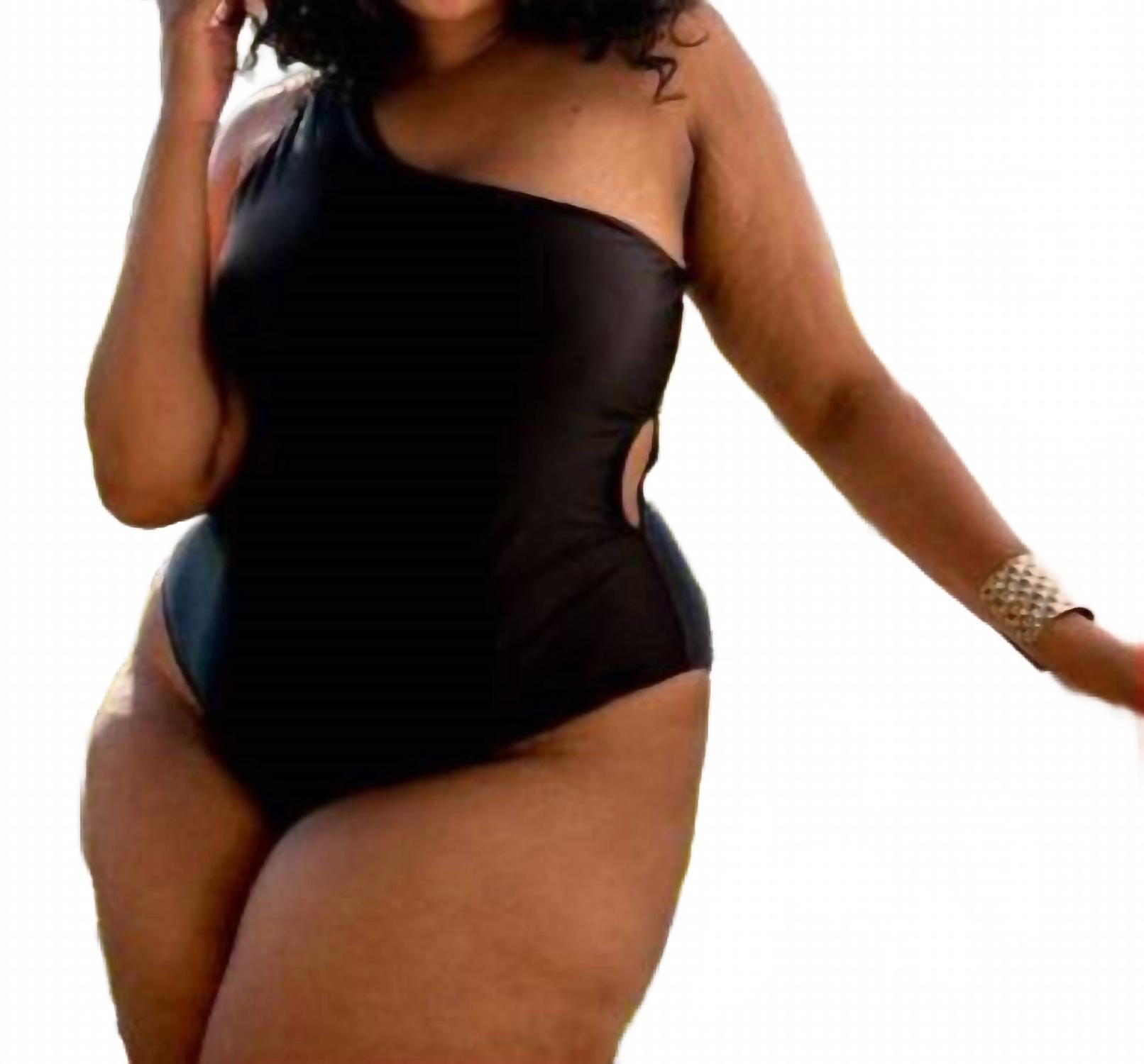 

Ace In Hole One Piece в черном цвете Gyv Me Body