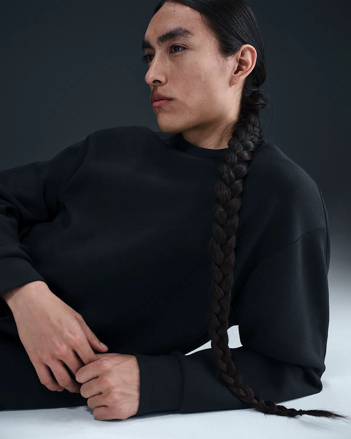 Мужская футболка Nike 24.7 ImpossiblySoft Dri-FIT Crew, Black/Dark Smoke Grey — фото 3