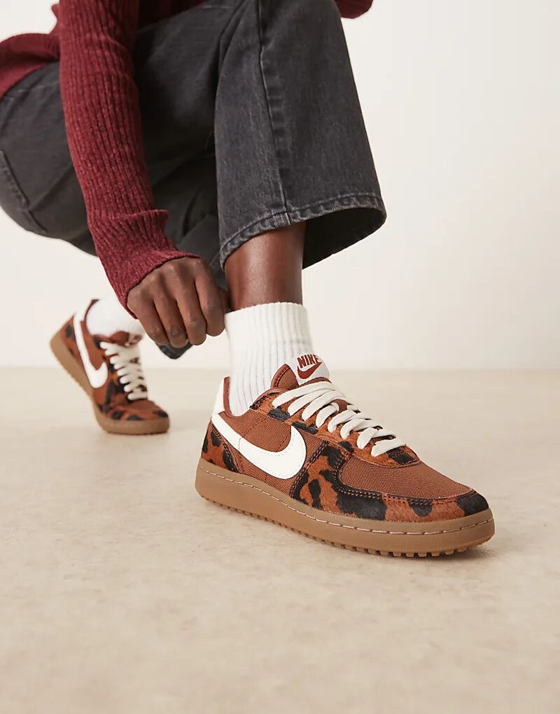 Кроссовки Nike Field General Pony Hair коричневого цвета