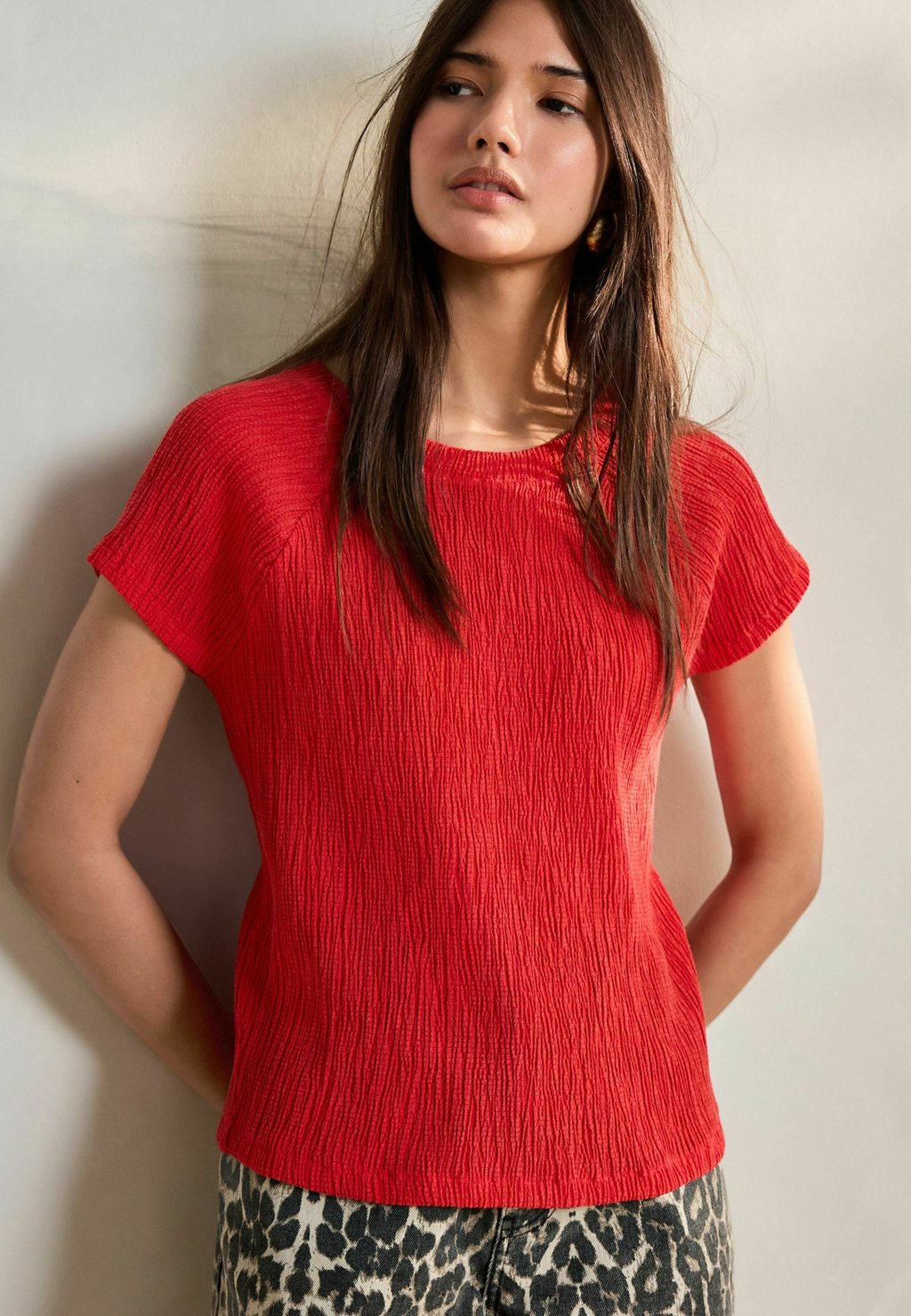 

Блуза REGULAR FIT-RAGLAN SHORT SLEEVE TEXTURED Next, красный