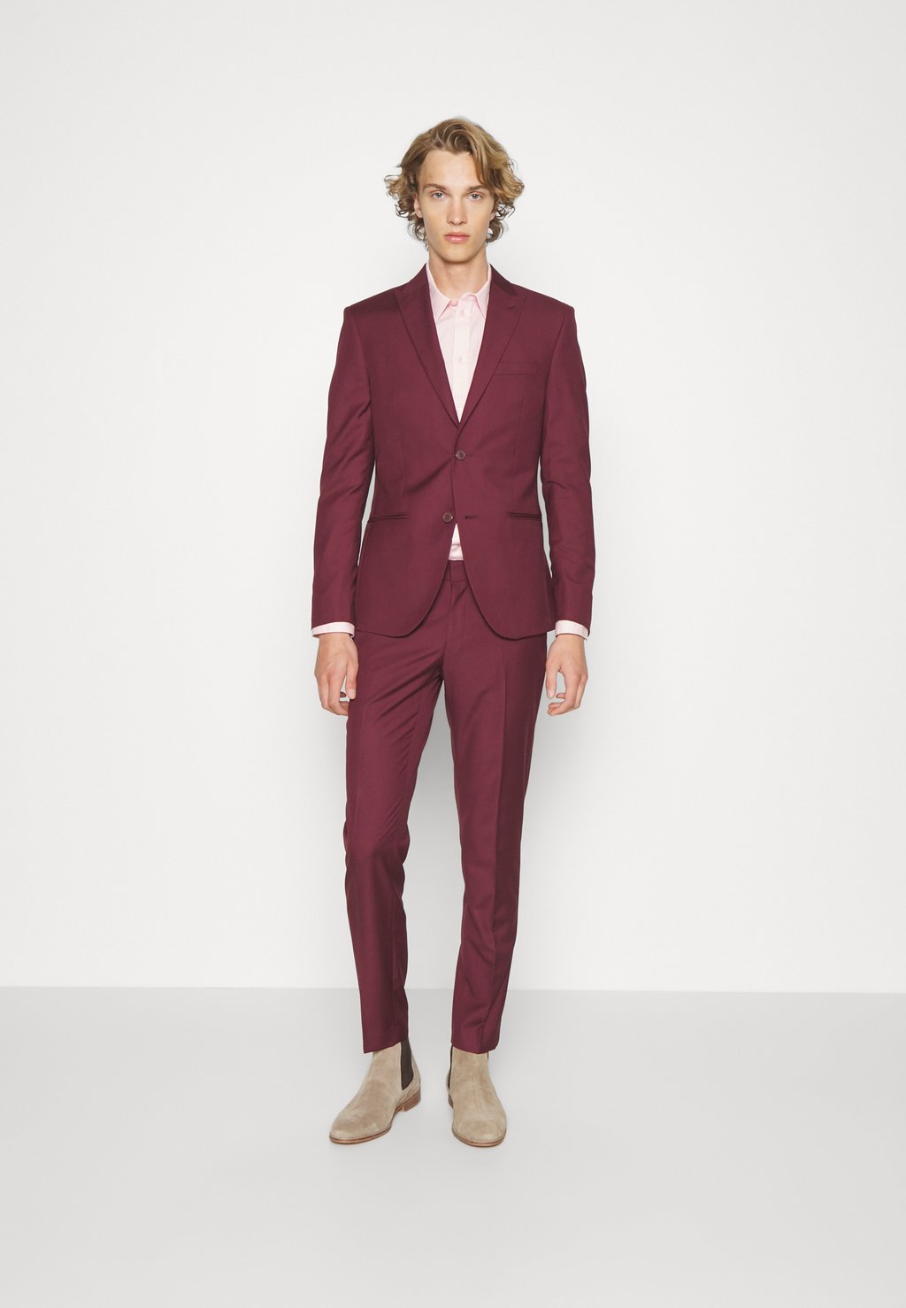 

Костюм FASHION SUIT Isaac Dewhirst, цвет bordeaux