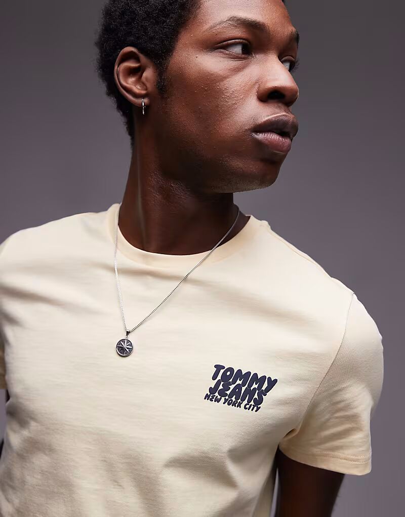 

Футболка Tommy Jeans с логотипом Bubble в желтом и темно-синем цветах
