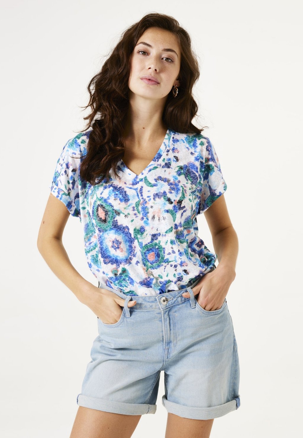 

Футболка с принтом Garcia, белый